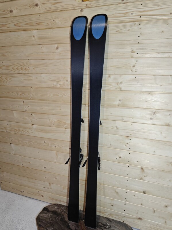 LYŽE KASTLE PX 81 172CM